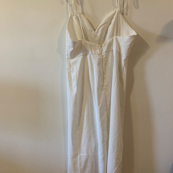 White Toni Dress - Picture 2 of 3